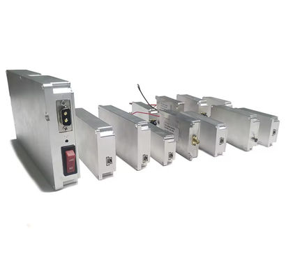 ضد مزاحمت 5dBi افزایش خطی آنتن سیاه AJA-01 15cm طول 2.4GHz-2.5GHz محدوده فرکانس